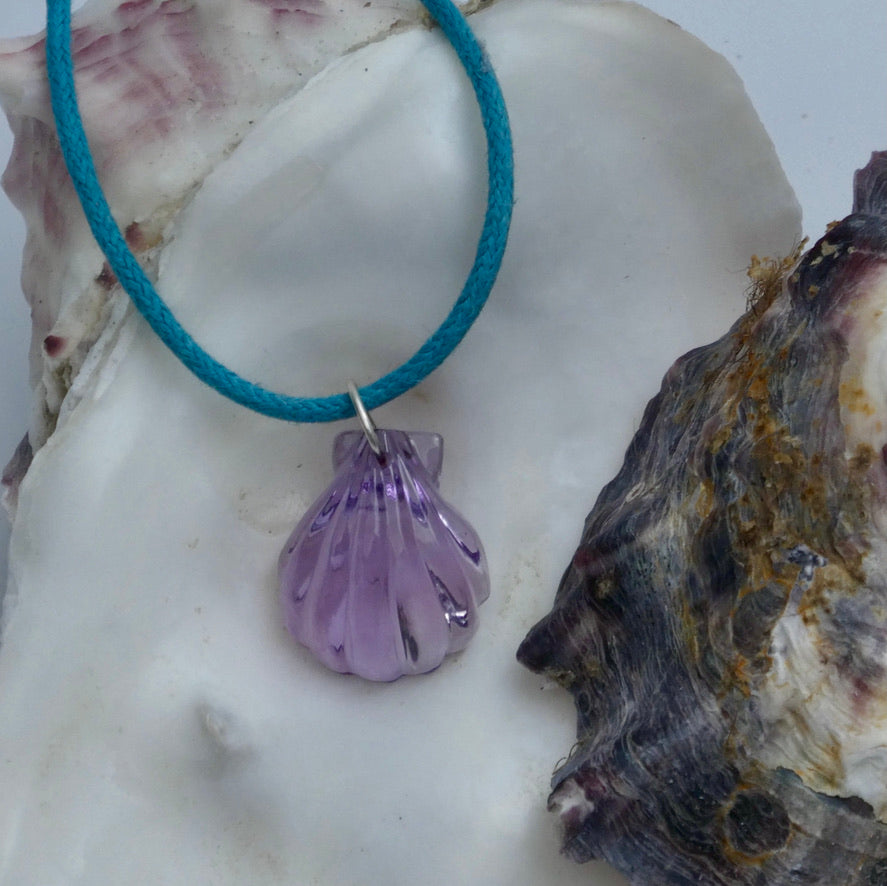Sea pendants